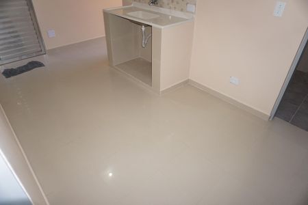 Sala/Cozinha de casa para alugar com 2 quartos, 35m² em Jardim Dom Jose, Embu das Artes