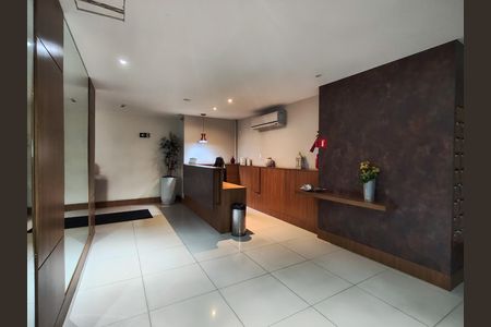 Fachada e portaria de apartamento para alugar com 2 quartos, 65m² em Vila Isabel, Rio de Janeiro