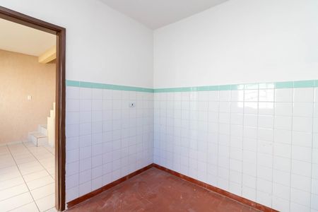 Cozinha de casa para alugar com 2 quartos, 112m² em Santa Teresinha, São Paulo