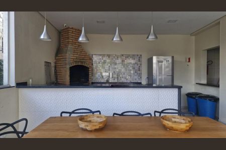 Apartamento à venda com 2 quartos, 55m² em Jardim Roberto, Osasco