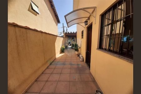 Casa à venda com 109m², 5 quartos e 2 vagas