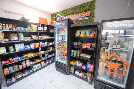Apartamento para alugar com 70m², 3 quartos e 2 vagas Apartamento para alugar com 70m², 3 quartos e 2 vagasÁrea comum - Mini mercado
