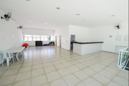 Apartamento para alugar com 70m², 3 quartos e 2 vagas Apartamento para alugar com 70m², 3 quartos e 2 vagasÁrea comum - Salão de festas