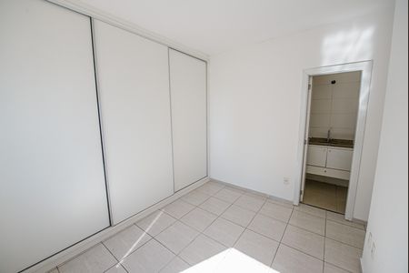 Apartamento para alugar com 70m², 3 quartos e 2 vagas Apartamento para alugar com 70m², 3 quartos e 2 vagasSuíte