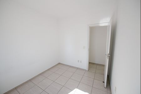 Quarto 2 de apartamento para alugar com 3 quartos, 70m² em Vila São José, Taubaté