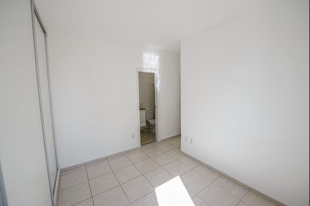 Apartamento para alugar com 70m², 3 quartos e 2 vagas Apartamento para alugar com 70m², 3 quartos e 2 vagasSuíte
