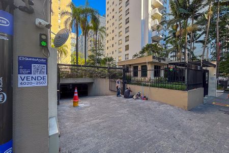 Apartamento à venda com 227m², 3 quartos e 4 vagas Apartamento à venda com 227m², 3 quartos e 4 vagasPlaca Instalada dia 27/07/26 Cod_CGMR-207