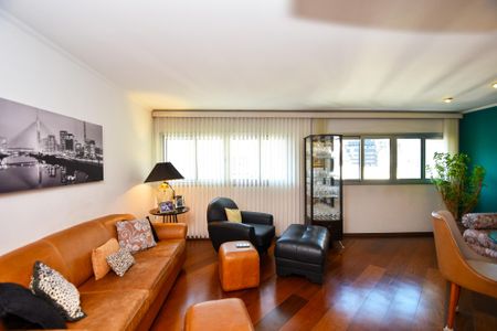 Apartamento à venda com 227m², 3 quartos e 4 vagas Apartamento à venda com 227m², 3 quartos e 4 vagassala de estar 1