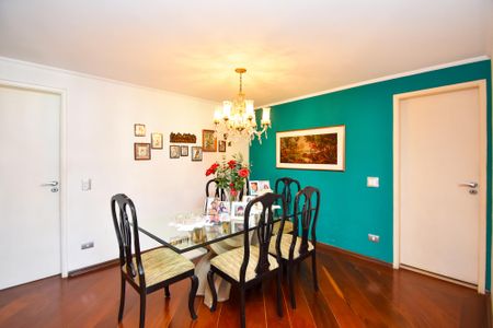Apartamento à venda com 227m², 3 quartos e 4 vagas Apartamento à venda com 227m², 3 quartos e 4 vagassala de jantar 2