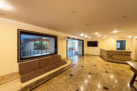Apartamento à venda com 227m², 3 quartos e 4 vagas Apartamento à venda com 227m², 3 quartos e 4 vagassalao de festa