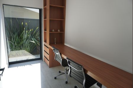 Escritório de casa de condomínio à venda com 2 quartos, 330m² em Residencial Quatro (alphaville), Santana de Parnaíba