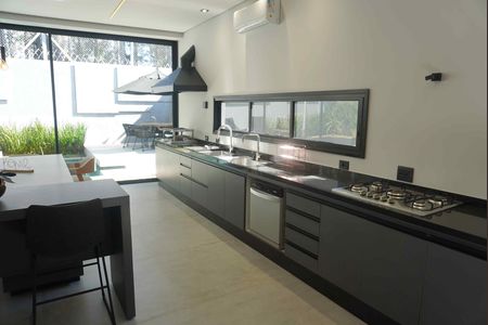 Cozinha de casa de condomínio à venda com 2 quartos, 330m² em Residencial Quatro (alphaville), Santana de Parnaíba
