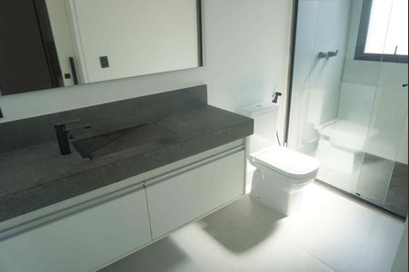 Banheiro da Suíte 3 de casa de condomínio à venda com 2 quartos, 330m² em Residencial Quatro (alphaville), Santana de Parnaíba