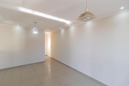 Apartamento para alugar com 86m², 3 quartos e 1 vagaSalas