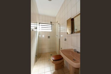 Casa à venda com 186m², 4 quartos e 2 vagasBanheiro Social