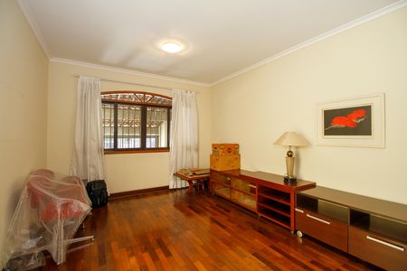 Casa à venda com 186m², 4 quartos e 2 vagasSala