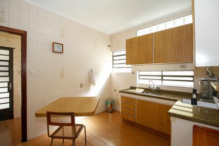 Casa à venda com 186m², 4 quartos e 2 vagasCozinha