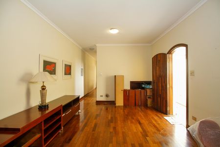 Casa à venda com 186m², 4 quartos e 2 vagasSala