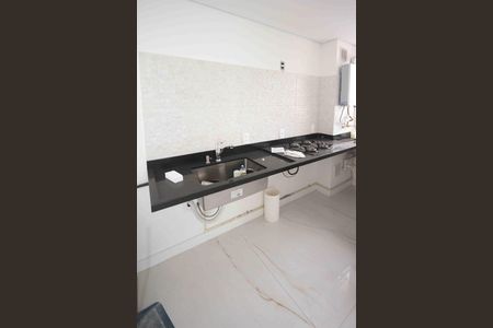 Cozinha e Área de Serviço de apartamento para alugar com 2 quartos, 44m² em Cidade São Mateus, São Paulo
