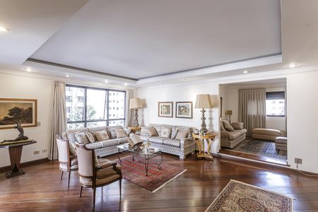 Apartamento à venda com 190m², 3 quartos e 3 vagas Apartamento à venda com 190m², 3 quartos e 3 vagasSala