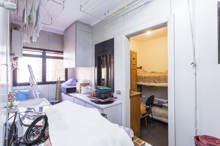 Área de Serviço de apartamento à venda com 3 quartos, 190m² em Vila Nova Conceição, São Paulo