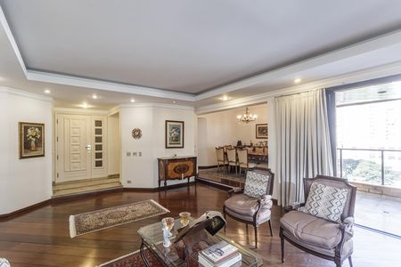 Apartamento à venda com 190m², 3 quartos e 3 vagas Apartamento à venda com 190m², 3 quartos e 3 vagasSala