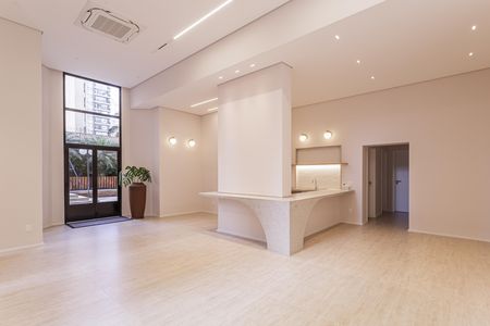 Apartamento à venda com 190m², 3 quartos e 3 vagas Apartamento à venda com 190m², 3 quartos e 3 vagasÁrea comum - Salão de festas