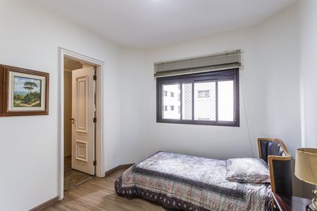Apartamento à venda com 190m², 3 quartos e 3 vagas Apartamento à venda com 190m², 3 quartos e 3 vagasSuíte 1