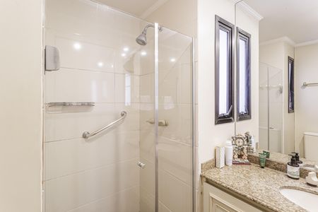 Apartamento à venda com 190m², 3 quartos e 3 vagas Apartamento à venda com 190m², 3 quartos e 3 vagasBanheiro da Suíte 3