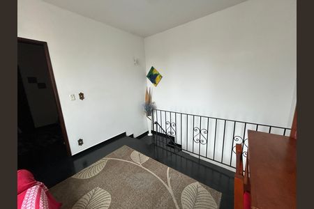 Casa à venda com 120m², 2 quartos e 1 vagaHall dos quartos