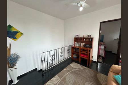 Casa à venda com 120m², 2 quartos e 1 vagaHall dos quartos