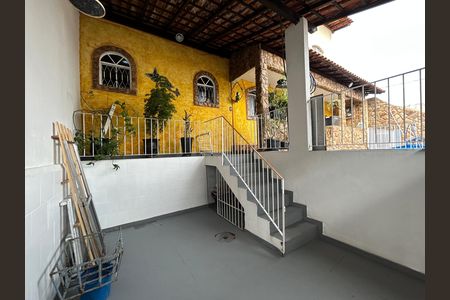 Casa à venda com 120m², 2 quartos e 1 vagaGaragem