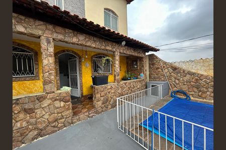 Casa à venda com 120m², 2 quartos e 1 vagaFachada