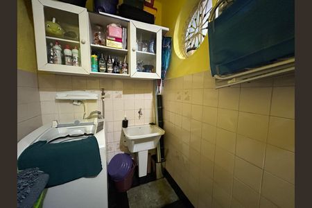 Casa à venda com 120m², 2 quartos e 1 vagaÁrea de Serviço