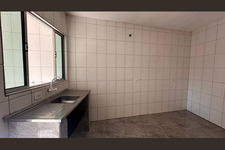 Casa para alugar com 1 quarto, 40m² em Cidade Ipava, São Paulo