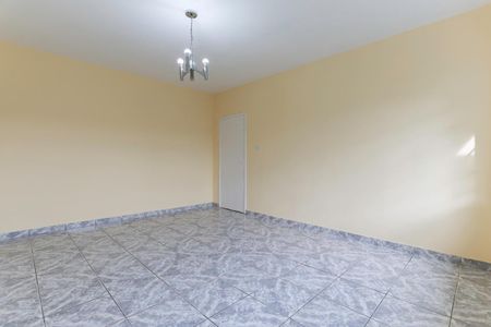 Casa para alugar com 3 quartos, 220m² em Vila Nova Cachoeirinha, São Paulo