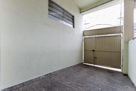 Garagem de casa para alugar com 3 quartos, 220m² em Vila Nova Cachoeirinha, São Paulo