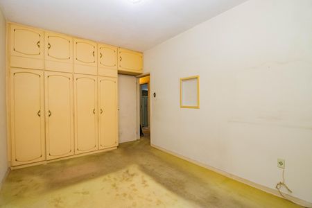 Apartamento à venda com 103m², 3 quartos e 2 vagas Apartamento à venda com 103m², 3 quartos e 2 vagasQuarto 2