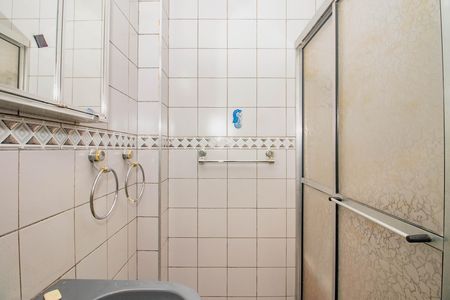 Apartamento à venda com 103m², 3 quartos e 2 vagas Apartamento à venda com 103m², 3 quartos e 2 vagasBanheiro social