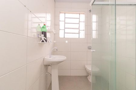 Casa para alugar com 80m², 3 quartos e 1 vaga Casa para alugar com 80m², 3 quartos e 1 vagaBanheiro Social