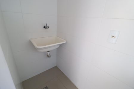 Cozinha e Área de Serviço de apartamento para alugar com 1 quarto, 57m² em Saraiva, Uberlândia