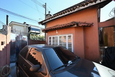 Garagem de casa à venda com 3 quartos, 224m² em Parque Maraba, Taboão da Serra