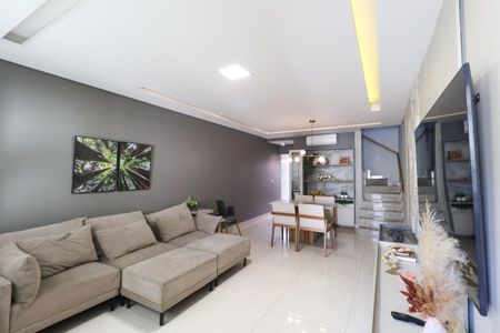 Casa à venda com 3 quartos, 119m² em Vila Medeiros, São Paulo