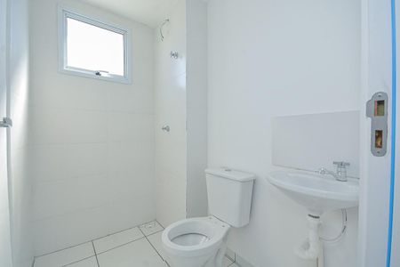 Banheiro de apartamento à venda com 2 quartos, 38m² em Vila Marari, São Paulo