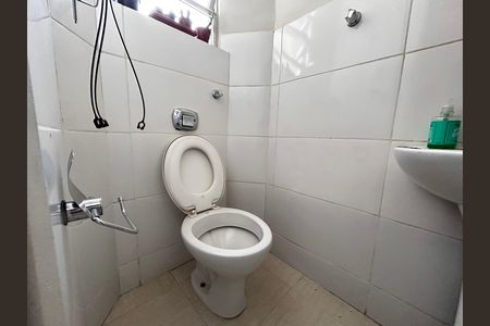 Banheiro 1 de apartamento para alugar com 3 quartos, 104m² em Centro, Juiz de Fora