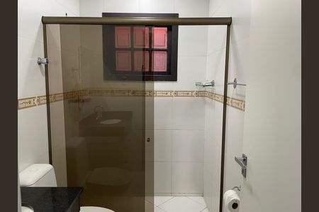 Banheiro 2 de casa para alugar com 3 quartos, 300m² em Barnabé, Gravataí