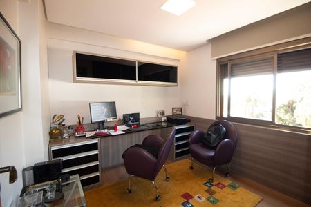 Quarto 01 de apartamento à venda com 4 quartos, 150m² em Gutierrez, Belo Horizonte