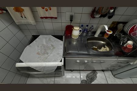 Apartamento à venda com 54m², 2 quartos e 1 vagaCozinha e Área de Serviço