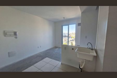 Apartamento à venda com 2 quartos, 38m² em Vila Marari, São Paulo