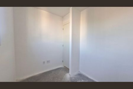 Apartamento à venda com 2 quartos, 38m² em Vila Marari, São Paulo